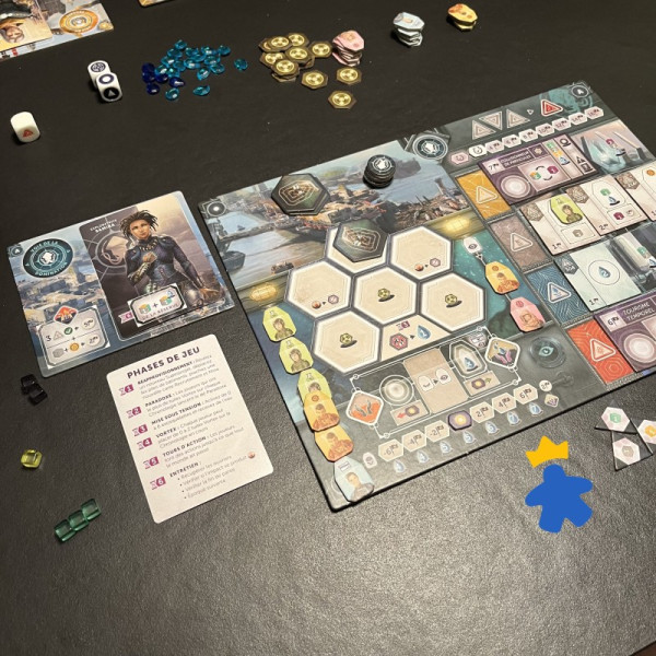 Anachrony Essential Edition - Super Meeple & Mindclash Games